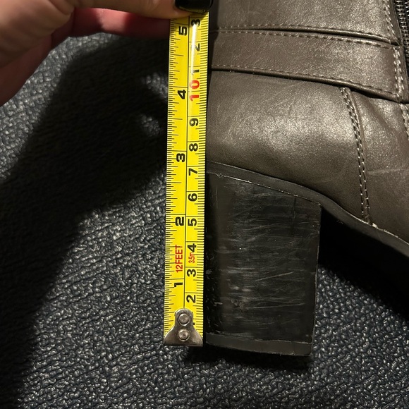 Grey knee high boots - Picture 7 of 7